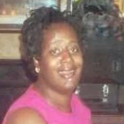 Paula Williams Photo 39