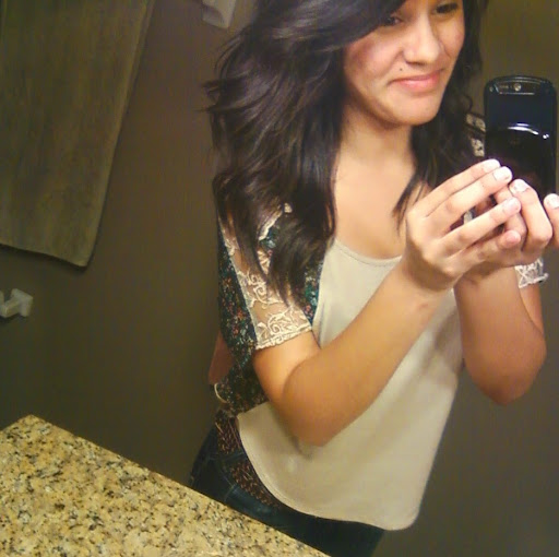 Lissette Gomez Photo 13
