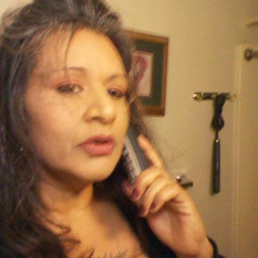 Angela Alonzo Photo 15