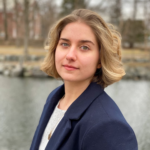 Alicia Wallace Photo 11