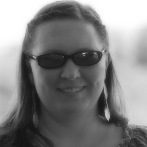 Rebecca Summers Photo 22