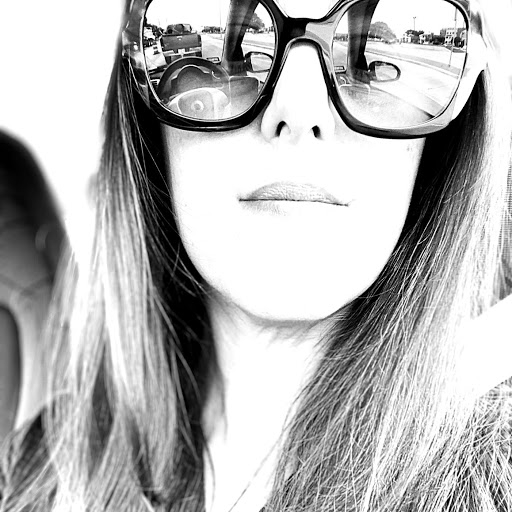 Angela Barnes Photo 19