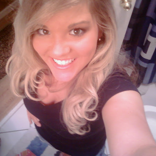 Amber Chapman Photo 19