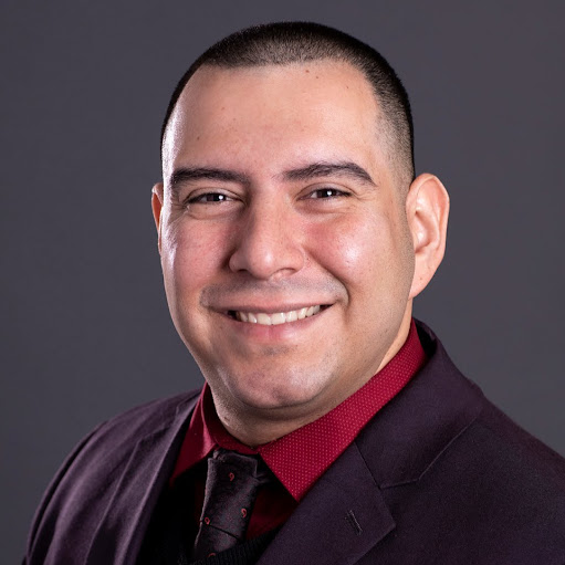 Roberto Perez Photo 28