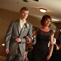 Christina Barnett Photo 17