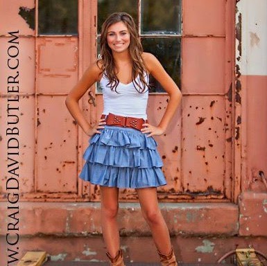 Samantha Stewart Photo 15