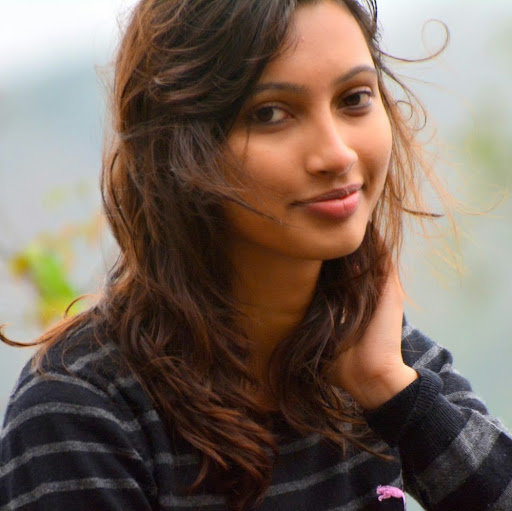 Carol Pinto Photo 20