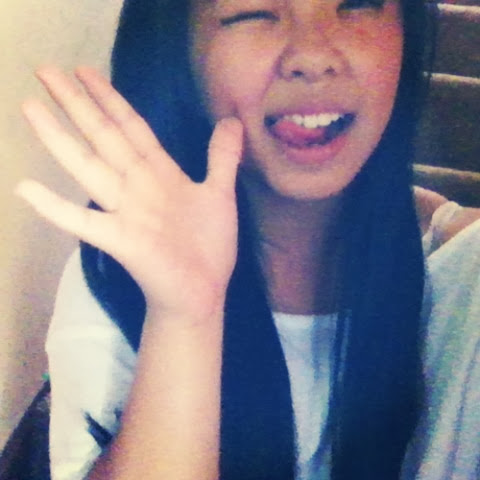 Elizabeth Vang Photo 13