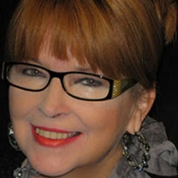 Linda Hogan Photo 16