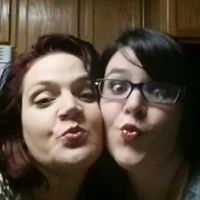 Jennifer Groves Photo 15