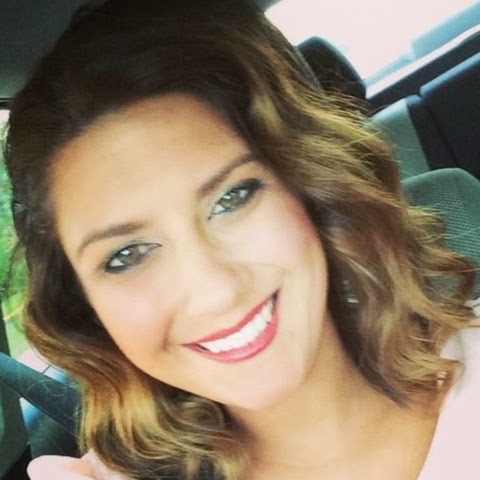 Jennifer Poindexter Photo 15