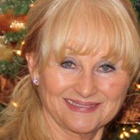 Geri Long Photo 7