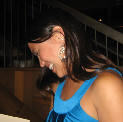 Sylvia Tran Photo 14
