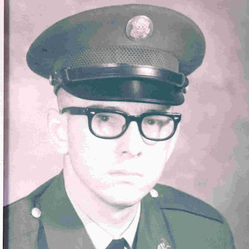 Jonathan Tuttle Photo 13