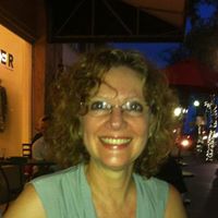 Andrea Levine Photo 49