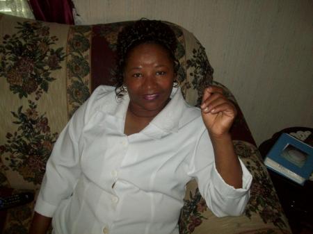 Theresa Walker Photo 33