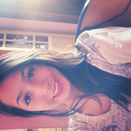 Laura Mathias Photo 15