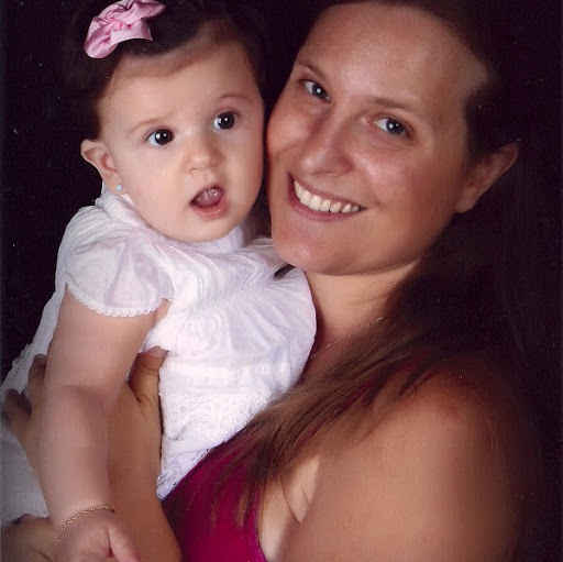 Elizabeth Cobo Photo 15