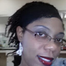Maxine Moore Photo 29