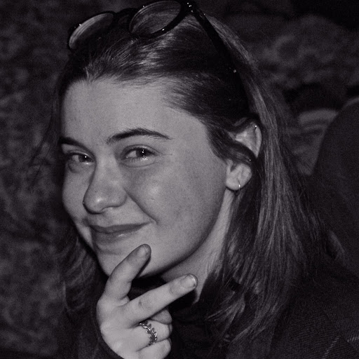 Kathryn Clarke Photo 32