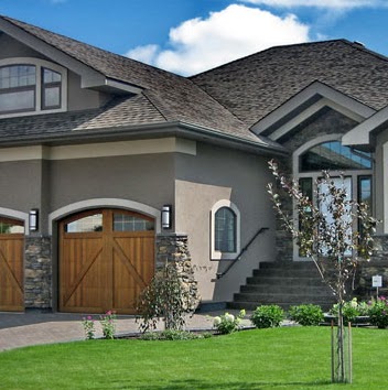 Courtney Carroll Photo 17