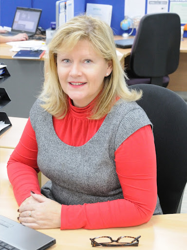Kathryn Davies Photo 10