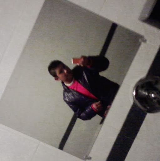 Adan Vazquez Photo 3