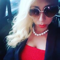 Angela Laird Photo 17