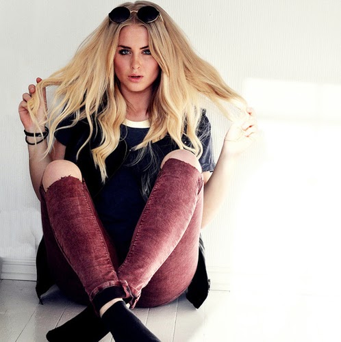 Michelle Lund Photo 34 Michelle Lund Photo 34