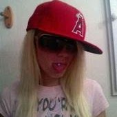Angela Hicks Photo 4