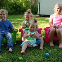 Sarah Ferrell Photo 18