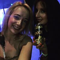 Laura Peoples Photo 23