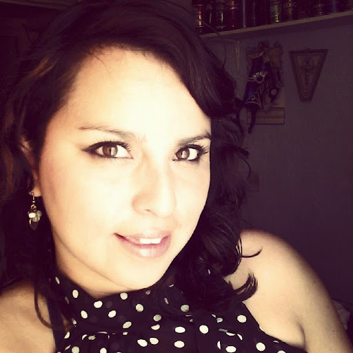 Victoria Vazquez Photo 15