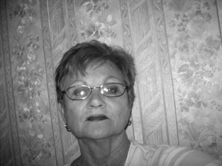 Kathryn Walker Photo 20