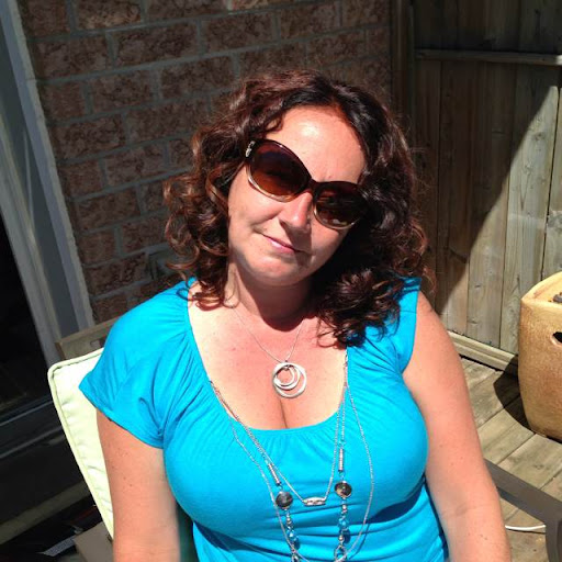 Renee O'Brien Photo 20