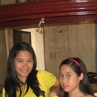 Julie Torres Photo 38