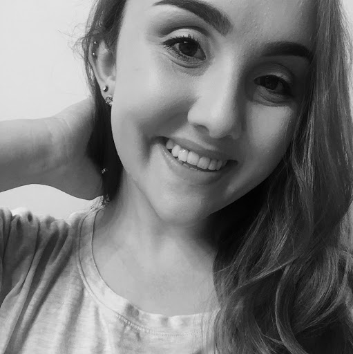 Elizabeth Peck Photo 16