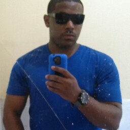 Erik Gordon Photo 38