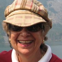 Paula Keller Photo 32