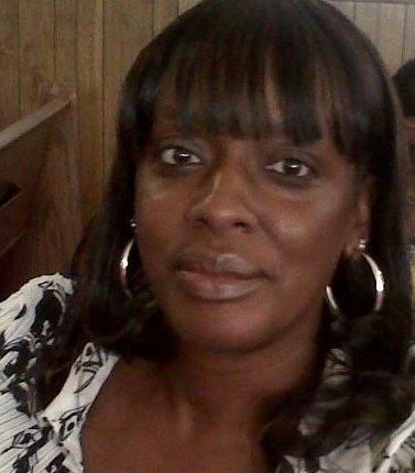 Regina Taylor Photo 14