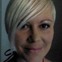 Michelle Dennis Photo 45