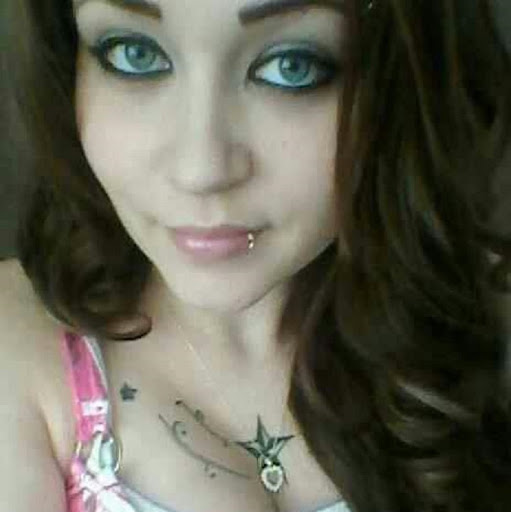 Samantha Burton Photo 41