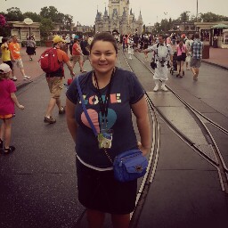Kristen Torres Photo 7