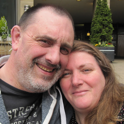 Julie Upton Photo 32