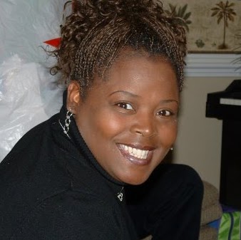 Vickie Robinson Photo 24