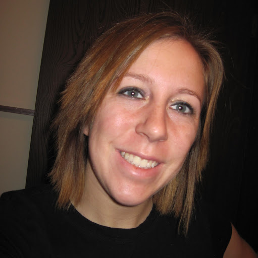 Danielle Richardson Photo 35