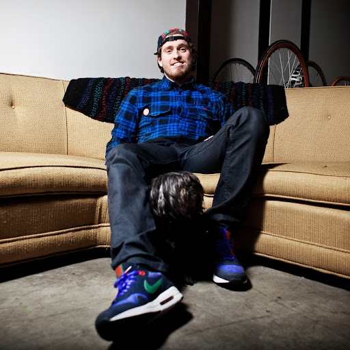 Jamie Fowler Photo 18