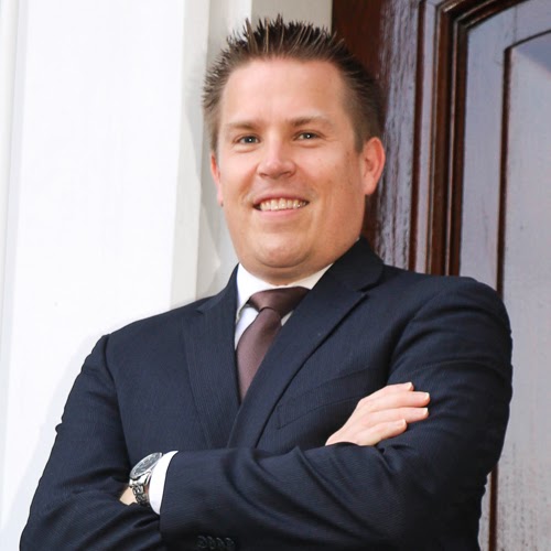 Stephen Clarke Photo 32