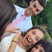 Annie Abbott Photo 16