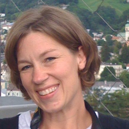 Barbara Handy Photo 7